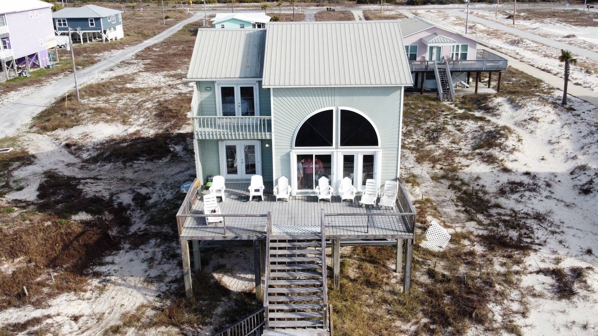 Southpointe House | Relax With Walls Of Windows Directly On The Gulf!