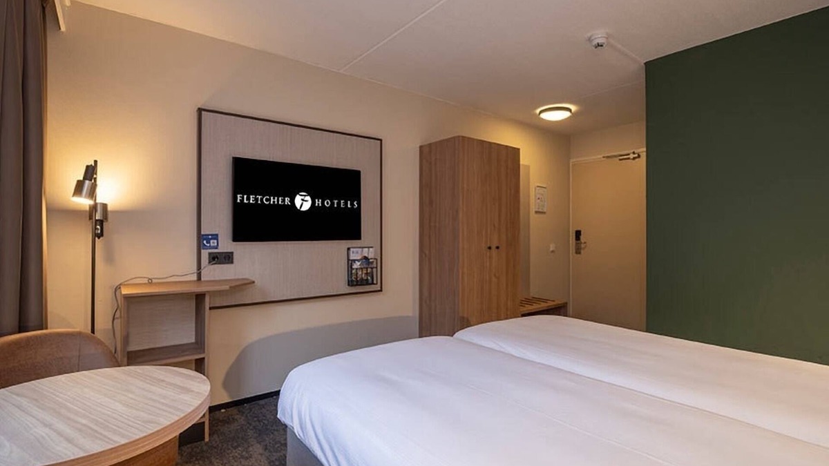 Arcen Hotel | Relaxed Stay in Arcen Close to Parks and Brewery Free Parking
