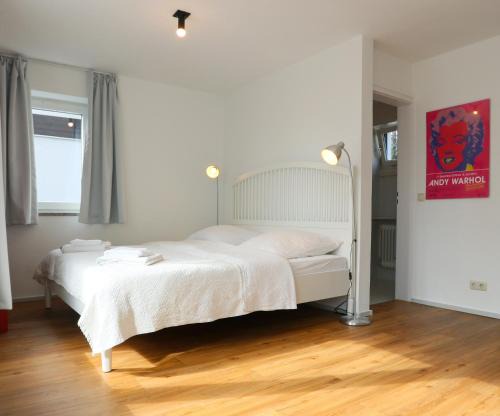Munchen District Apartment | Relaxing 140m2 Holiday Home South of Munich - 25 Min to Center - Fully Equipped