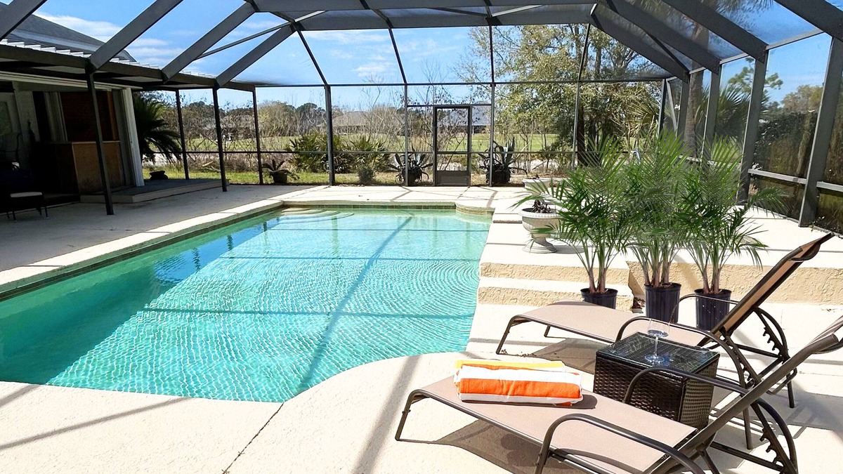 Navarre House | Relaxing 4BR Pool Home on Golf Course near Beach