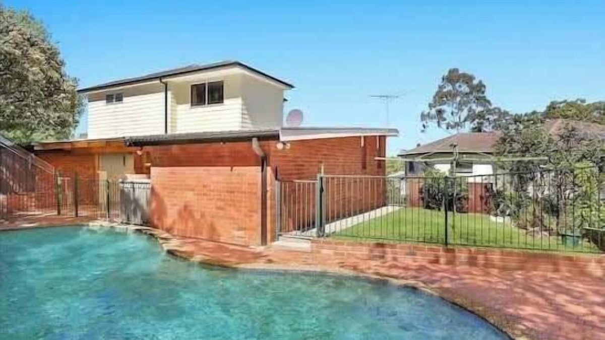Carlingford House | Relaxing 6 Bedroom Escape in Carlingford with Pool