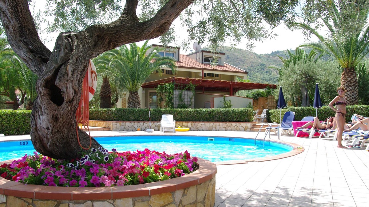 Mazzaforno Apartment | Relaxing apartment for 2 people in residence