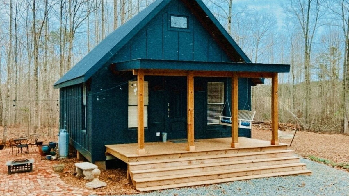 Barboursville Cottage | Relaxing cottage in the woods just minutes from wineries,hiking,restaurants!