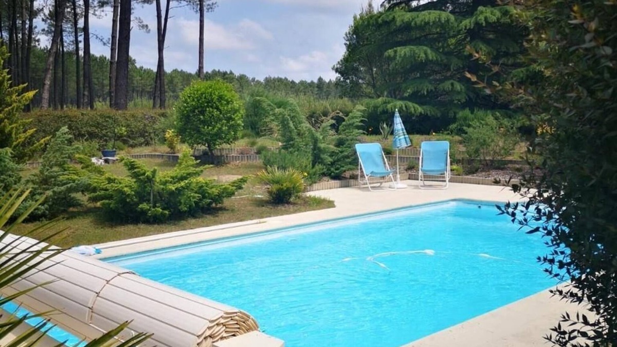 Linxe Villa | Relaxing family house with heated pool, 10 minutes from the beach