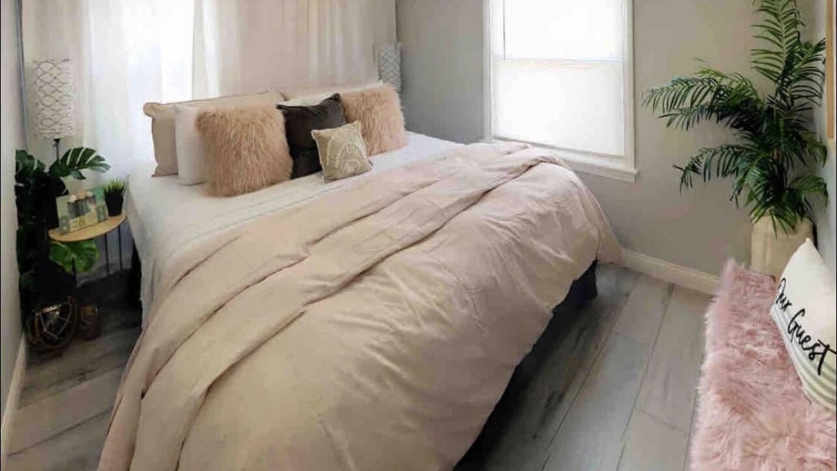 Warren House | Relaxing Get Away| King Bed| Netflix| Washer Dryer