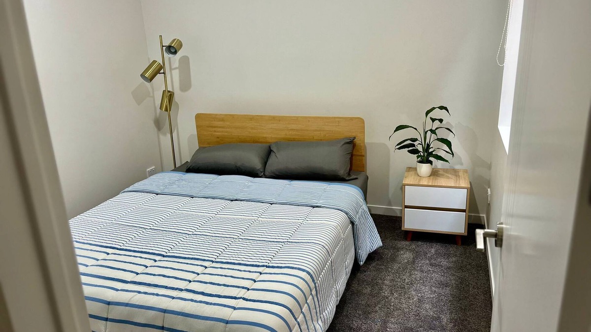 The Gardens Apartment | Relaxing Getaway One Bed Studio - Auckland Botanical Gardens