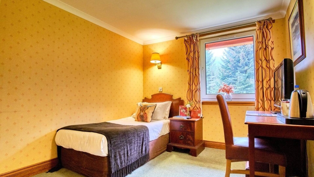 Tyndrum Hotel | Relaxing Highland Base Near Ben Lui, Waterfalls and Walking Routes