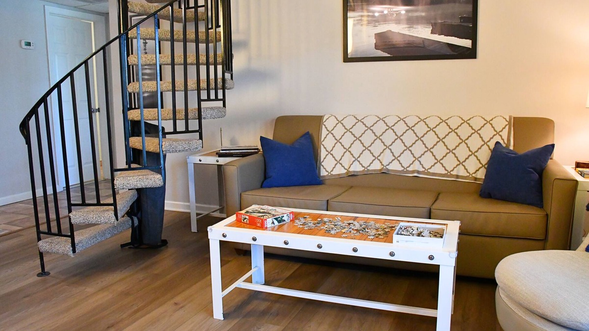 Paupack Condo | Relaxing Lake Wallenpaupack Condo – Perfect for Couples or Small Families