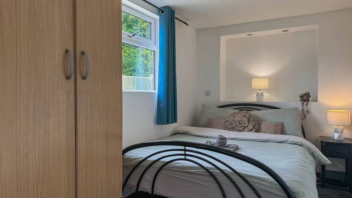 Bredhurst House | Relaxing Medway Stay | Garden & Motorway Access