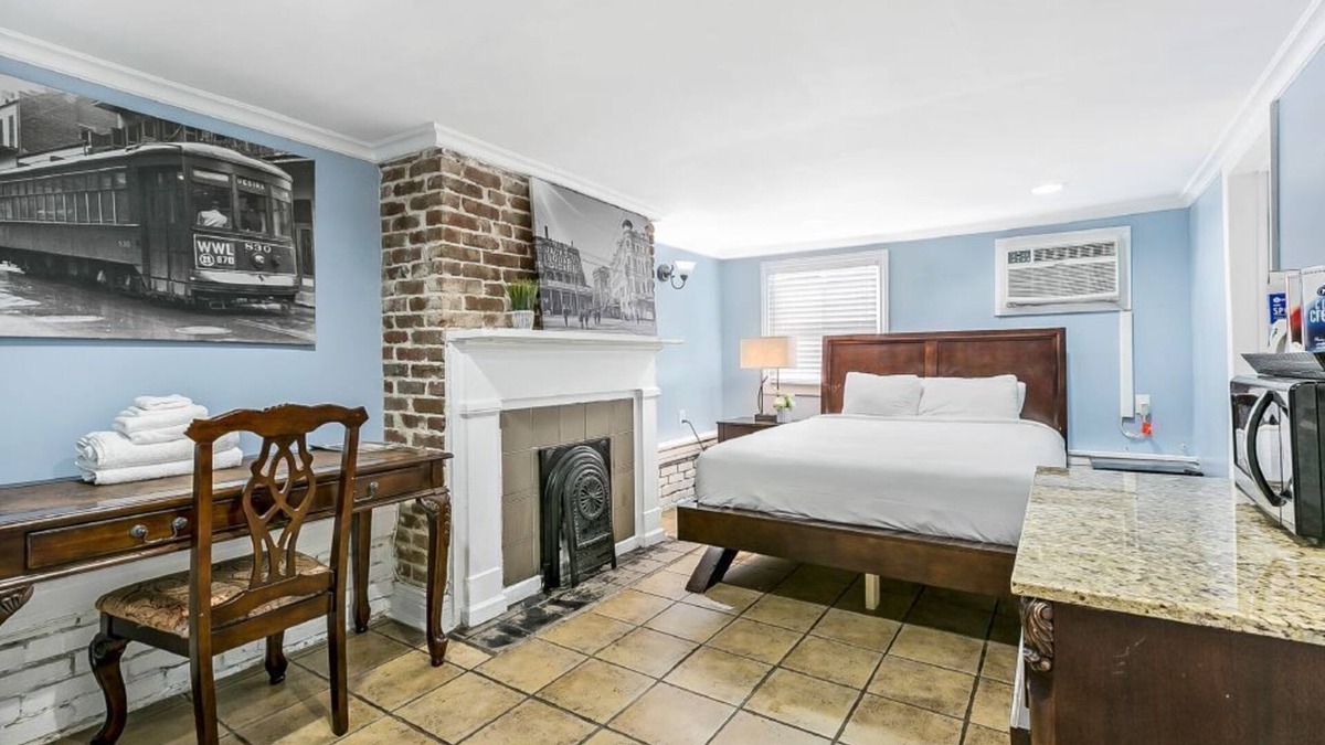 Mid-City Hotel | Relaxing NOLA Getaway on Canal