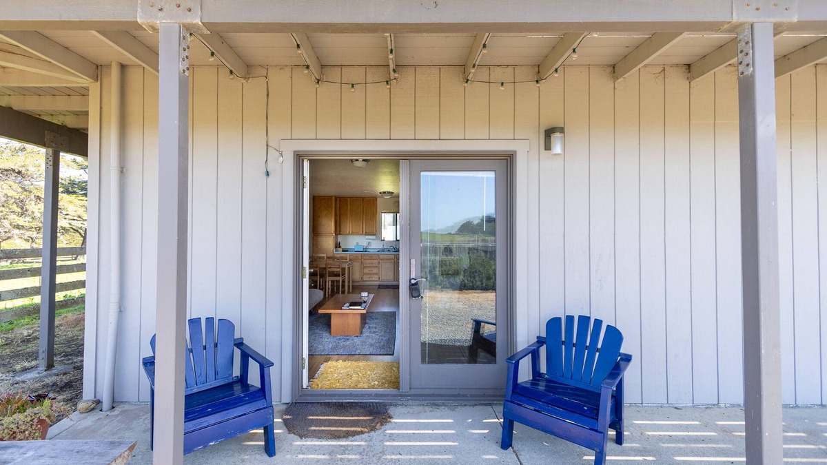 Fort Bragg Apartment | Relaxing Ocean Hideaway - Full Studio with Beach Access!
