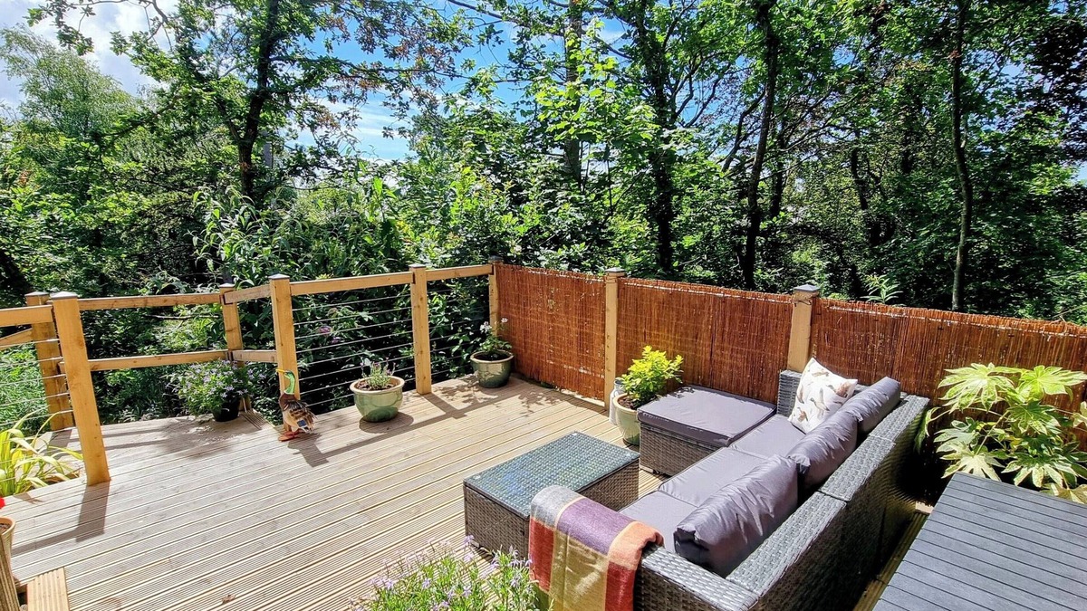 Barmouth Cabin | Relaxing, peaceful and tranquil.nDedicated Private off road parking.
