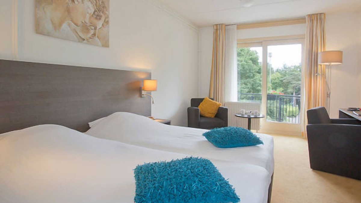 De Bult Hotel | Relaxing Scenic Stay | Near Giethoorn & De Wieden Nature Reserve