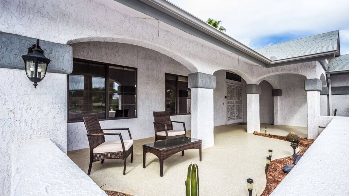 Sun City West House | Relaxing Sun City West Stay 55+ Community