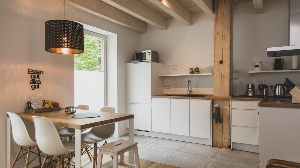 Upleward Apartment | "Relaxing vacation at the historic Gulfhof Boomgaarden on the North Sea!"