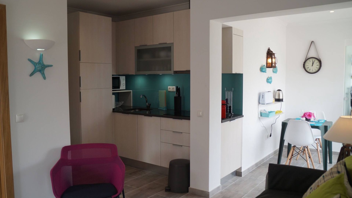 Santa Luzia Apartment | Remodeled Apt. in Pedras d'El Rei overlooking the Atlantic Ocean and Ria Formosa