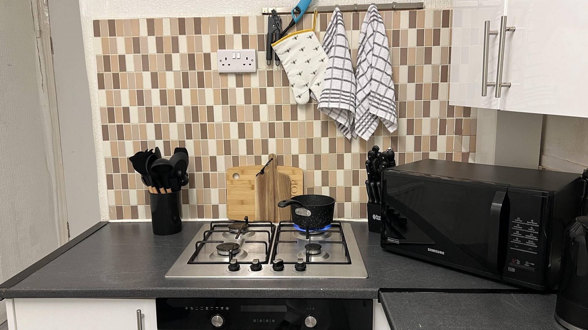 Liverpool House | Remarkable 3-Bed House in Liverpool