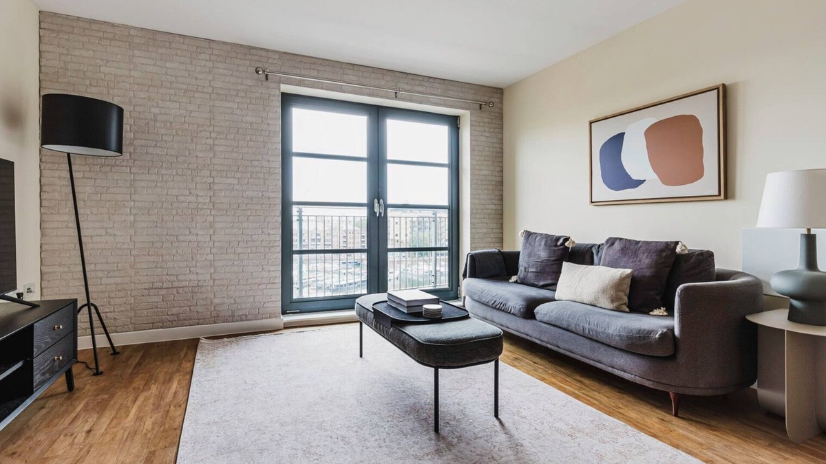 Limehouse Apartment | Remarkable Limehouse 1BR, near Shopping & Dining, by Blueground
