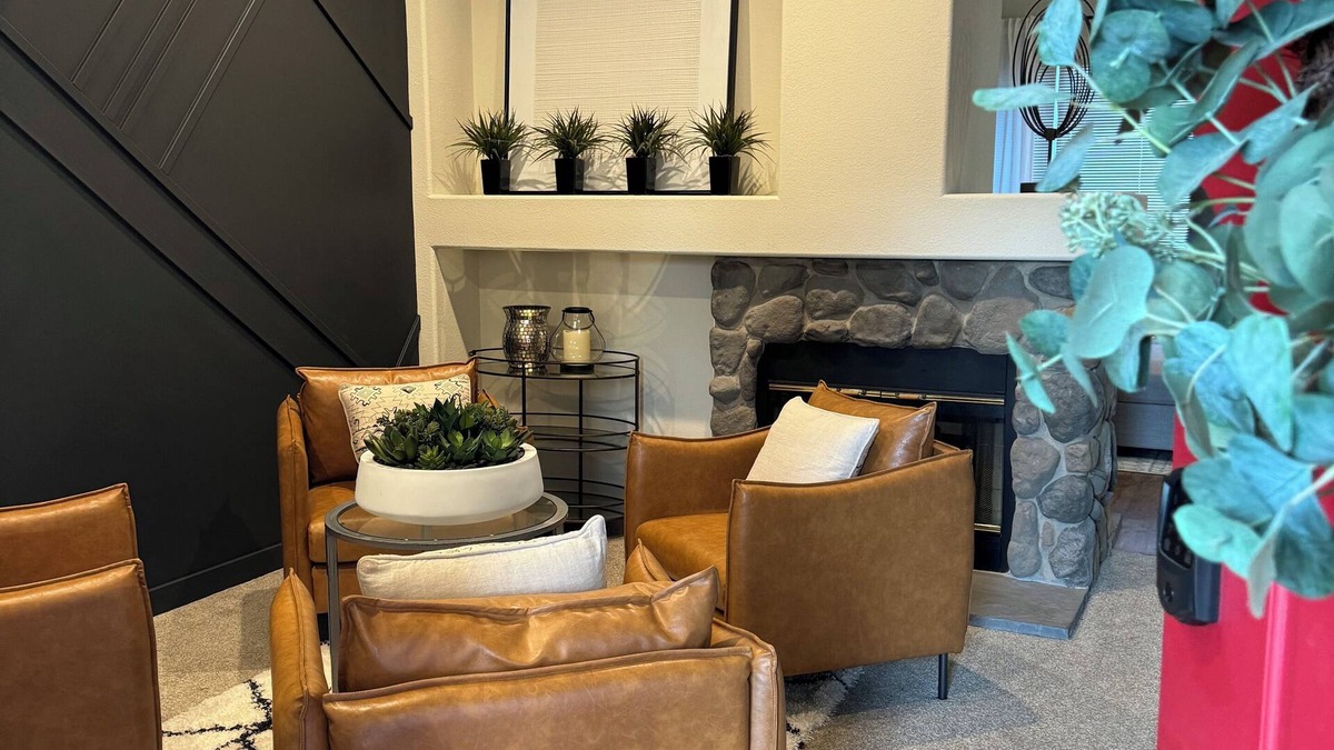 Highland Reserve House | Remodeld! Private 4 beds 2 bath Spa + Fireplace!