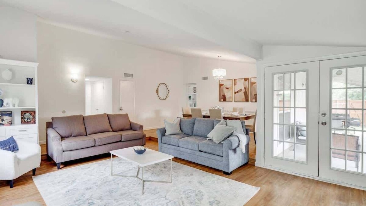 North Central Carrollton House | Remodeled 3 bedroom with central location Carrollton