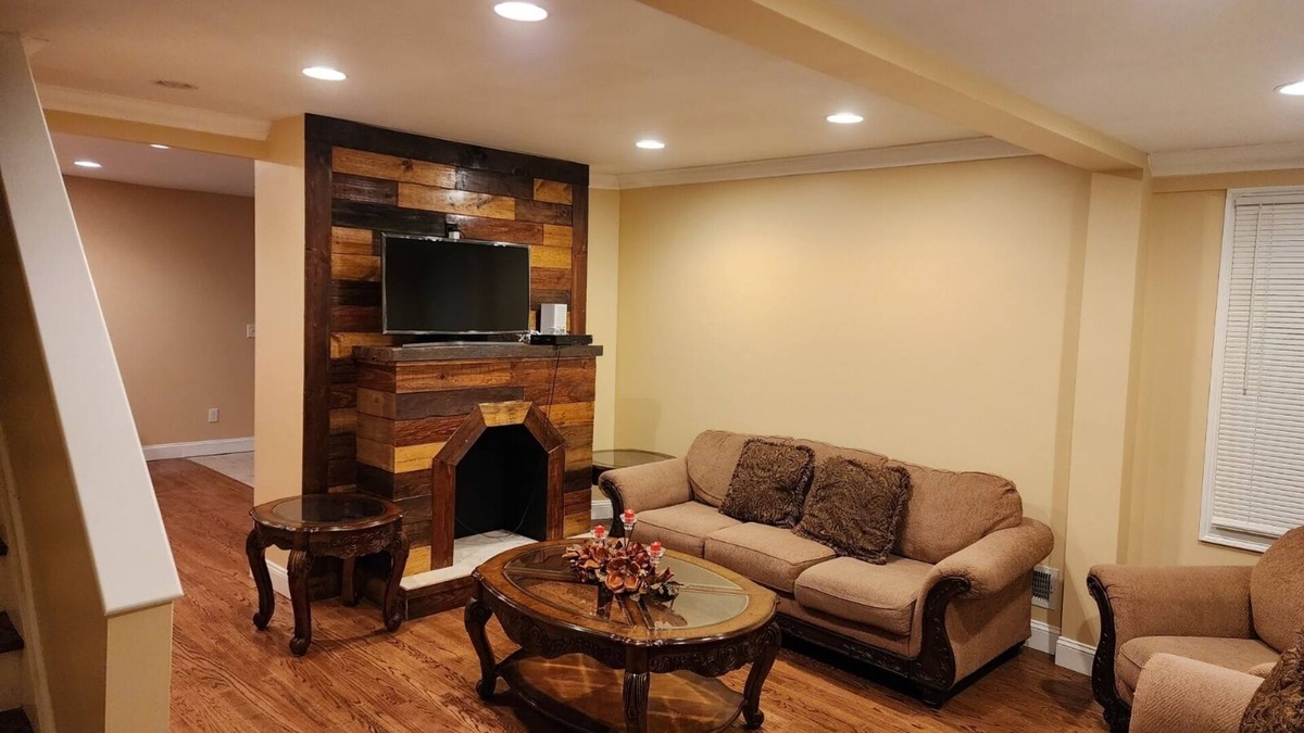 East Orange House | Remodeled 3 bedroom 1.5 bathroom house
