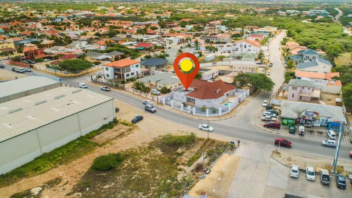 Cunucu Abao Villa | Remodeled 6BR - Privatepool Gameroom Close2beach