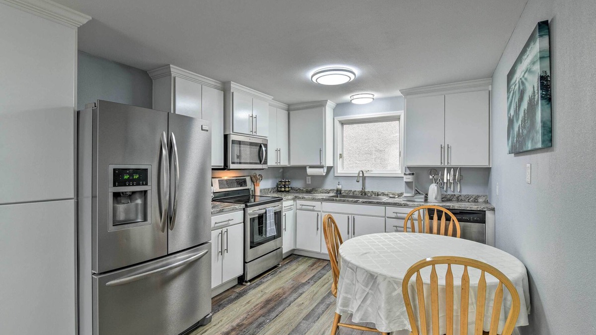North Star Apartment | Remodeled Anchorage Apartment ~ 2 Mi to Downtown!