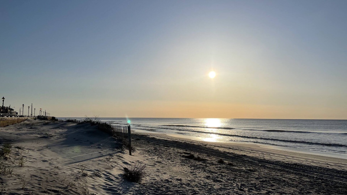 Brigantine Condo | Remodeled beach condo with ocean view.