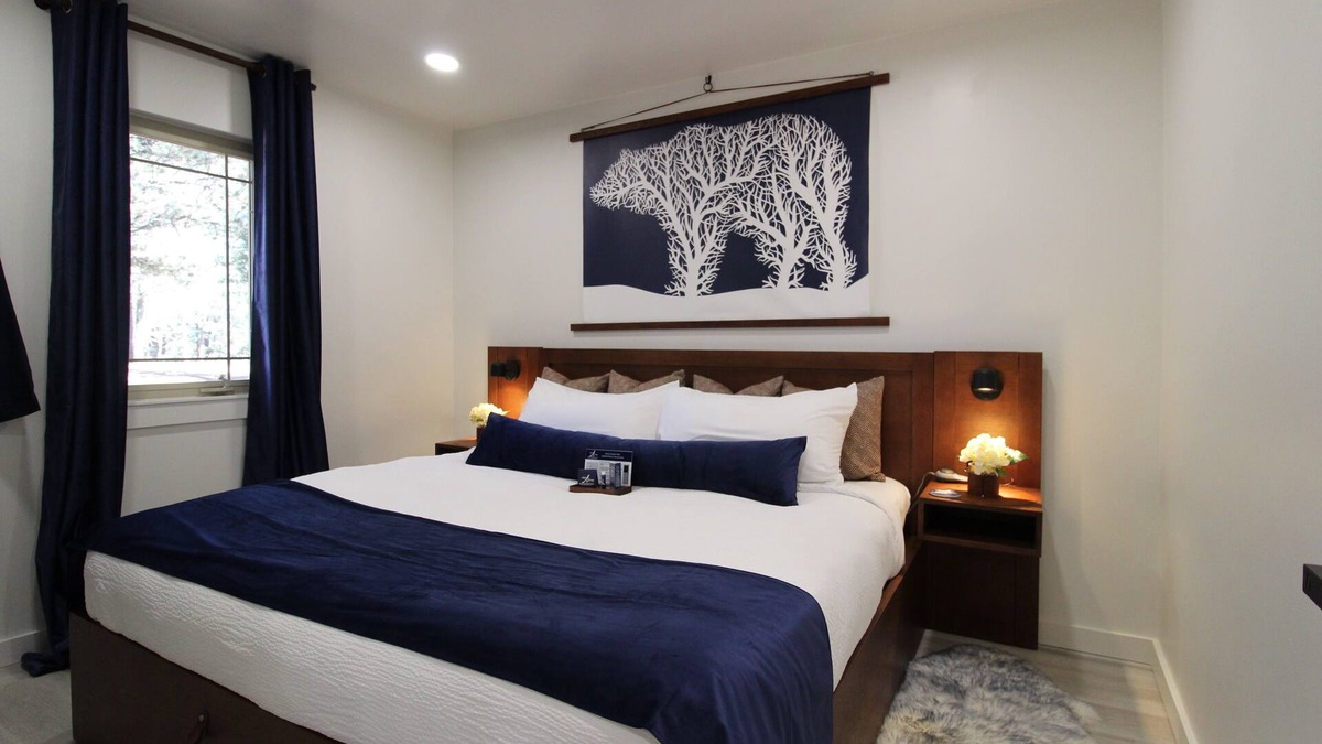 Angel Fire Cabin | Remodeled cabin in the woods, fire pit, king bed, A/C