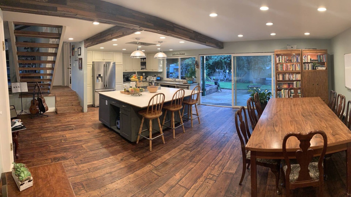 Camarillo House | Remodeled Camarillo Heights retreat nearby parks and local shops.
