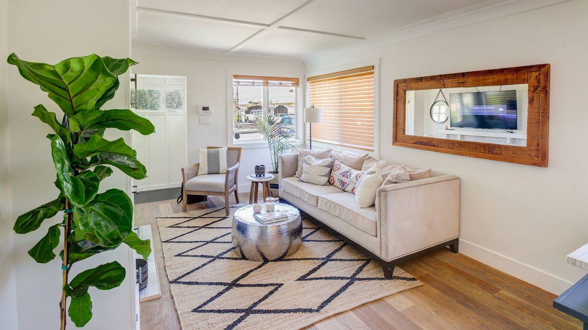 Linda Vista Cottage | Remodeled cottage, near USD and all of San Diego's main attractions.