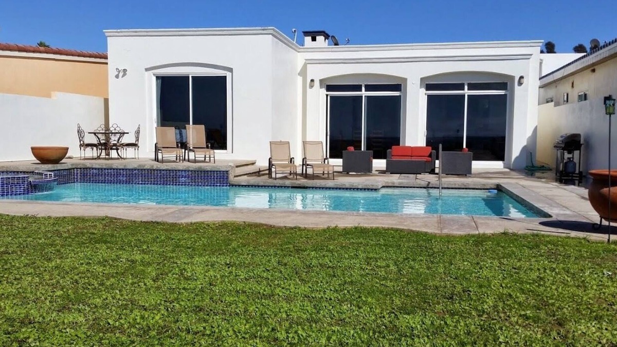 Primo Tapia House | REMODELED OCEANFRONT HOME WITH PRIVATE POOL AND HOT TUB