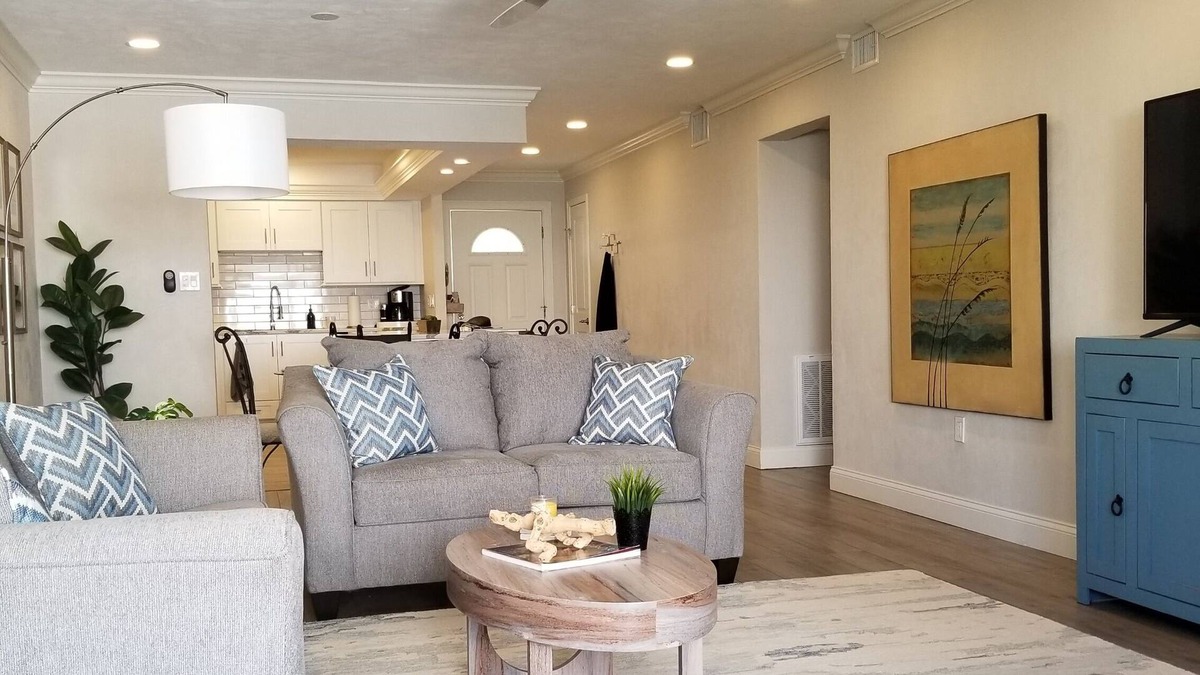 Ponce Inlet Condo | Remodeled Ranch Condo at Beacon Point across from Winterhaven Park, pet friendly
