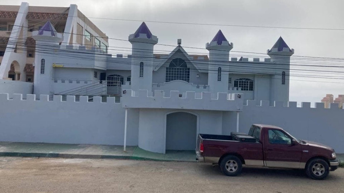 Centro Carretera Other | Remodeled Romantic Castle With Ocean View.
