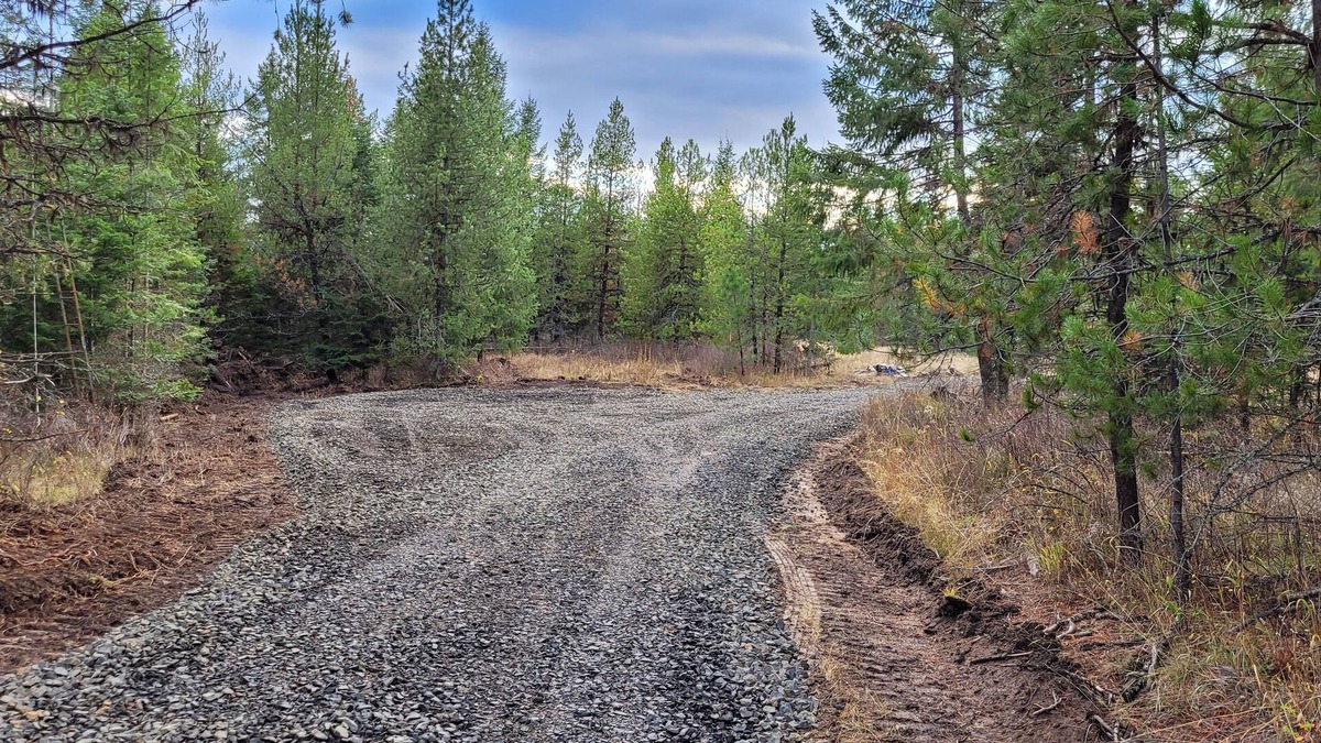 Harvard RV Rental | Remote RV site w/o hookups. Perfect for campers under 30 feet. Site C.