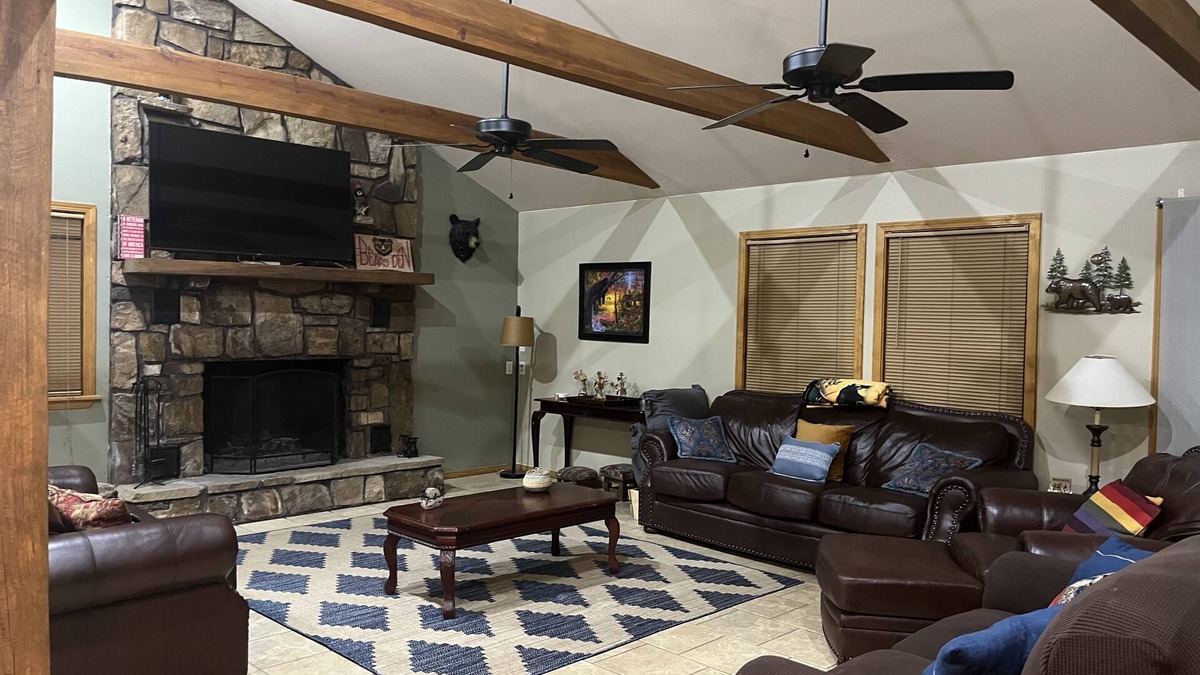 Board Camp House | Remote Spacious Cabin on Sugar Creek Near Wolf Pen Gap-Ouachita National Forest