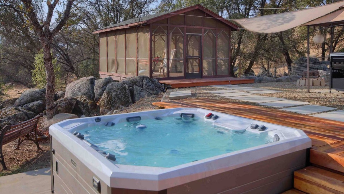 Mariposa House | Remote Work Special Hideout Totokon