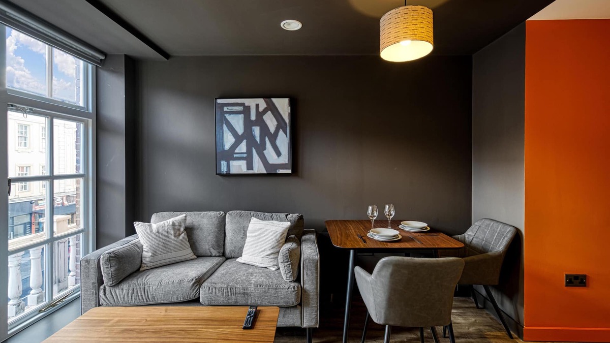 Southport Apartment | Renaissance 7: 1 Bedroom Apartment in Southport