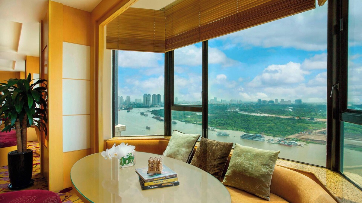 Dong Khoi Hotel | Renaissance Riverside Hotel Saigon