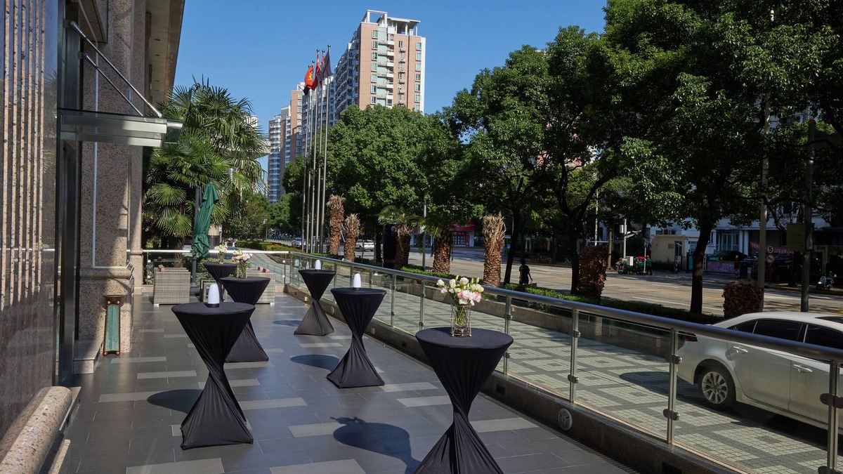 Pudong Hotel | Renaissance Shanghai Pudong Hotel