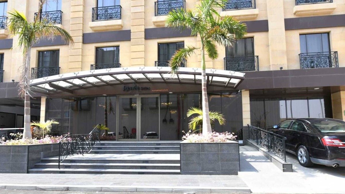 Sari Street Apartment | Renee Suite