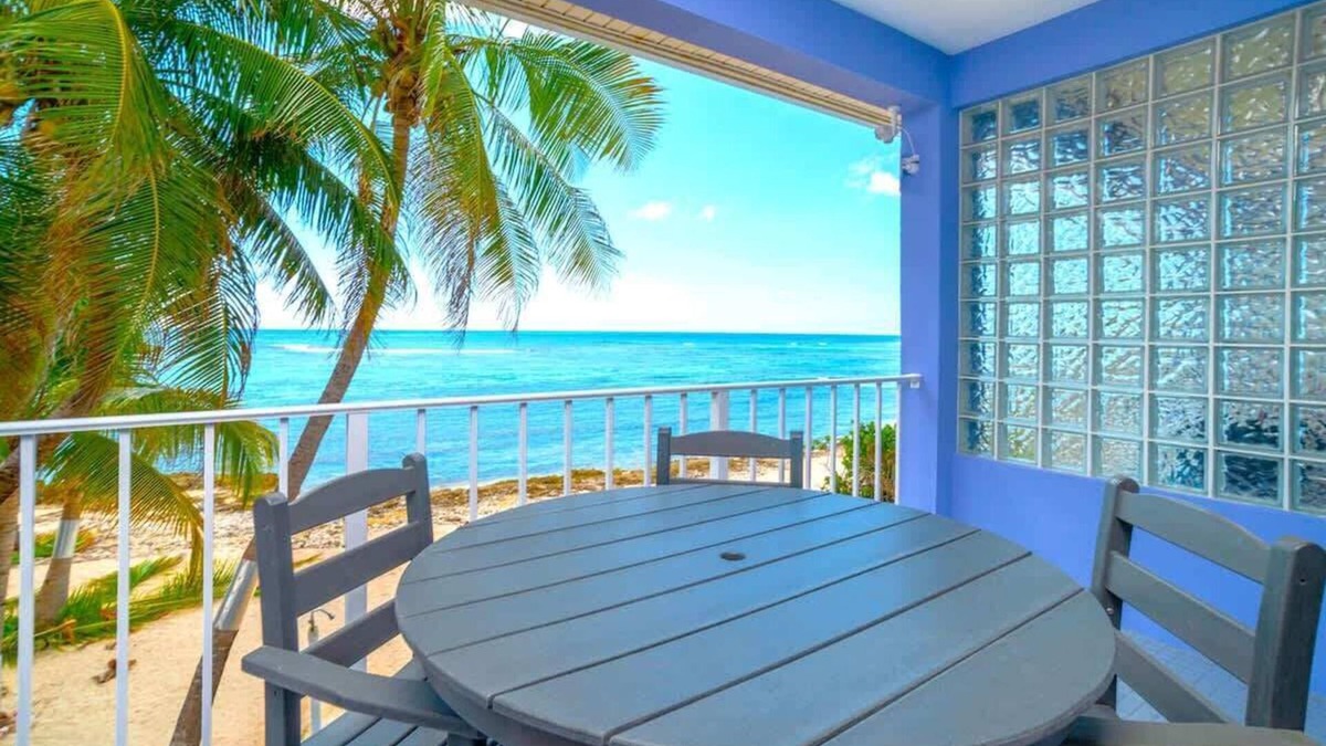 Bodden Town Apartment | Renovated 2 Bdr Beachfront Condo w/Pool + Tennis