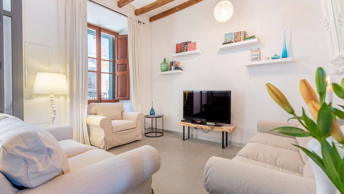 Biniaraix House | Renovated 2020. Stylish modern Townhouse In The Centre of Soller