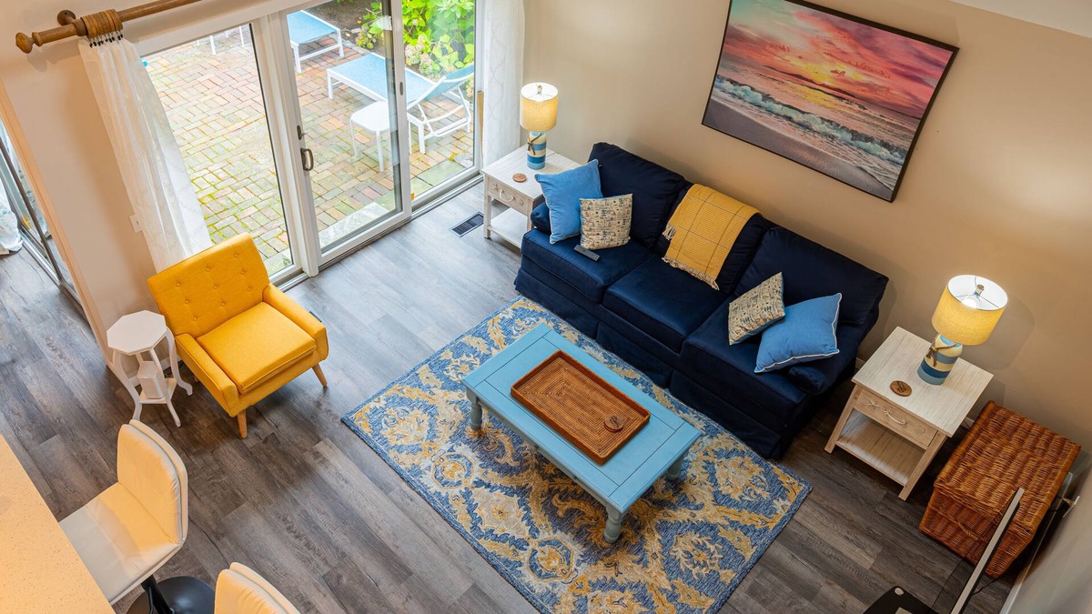 Mews Village Condo | Renovated 2bed / 2 bath - Available Aug 12 to Aug 26