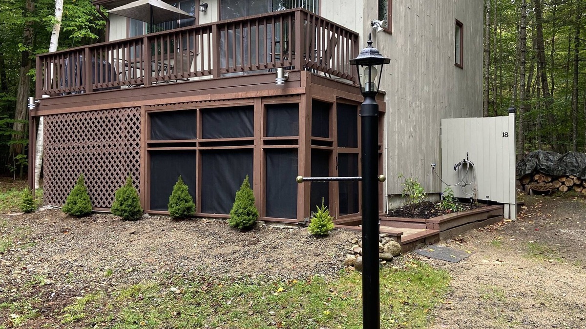 Campton House | Renovated 3 bedroom 2 bath Smart Home in desirable Waterville Valley Estates
