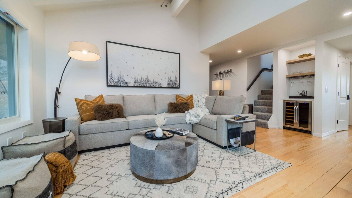 Snowmass Village Apartment | Renovated 3BR, 3BA Snowmass Condo