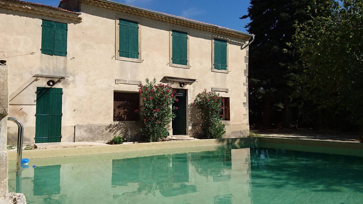 Valreas House | renovated and comfortable house in a Provencal farmhouse, surrounded by vineyards