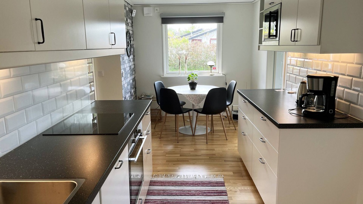 Farjestaden House | Renovated and cozy cottage by Färjestaden | SE04026