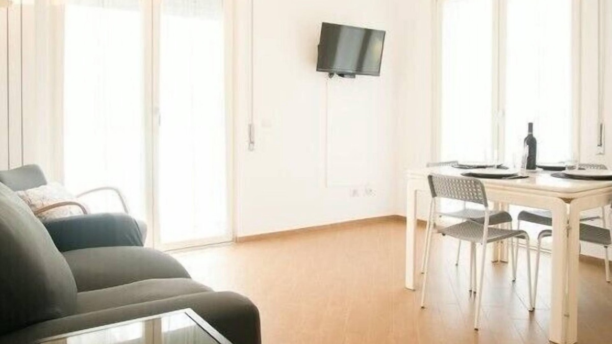 Quartiere Coppede Apartment | Renovated Apartment in Coppedè district close to Villa Borghese, Sapienza, Luiss