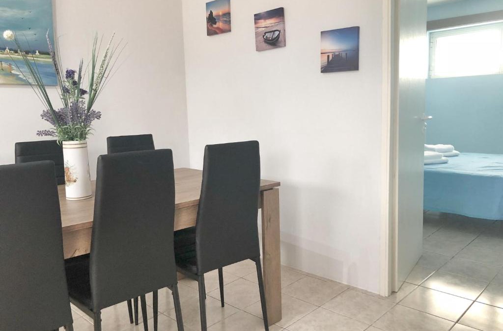 Anavyssos Apartment | Renovated apt close to beach Wifi AC